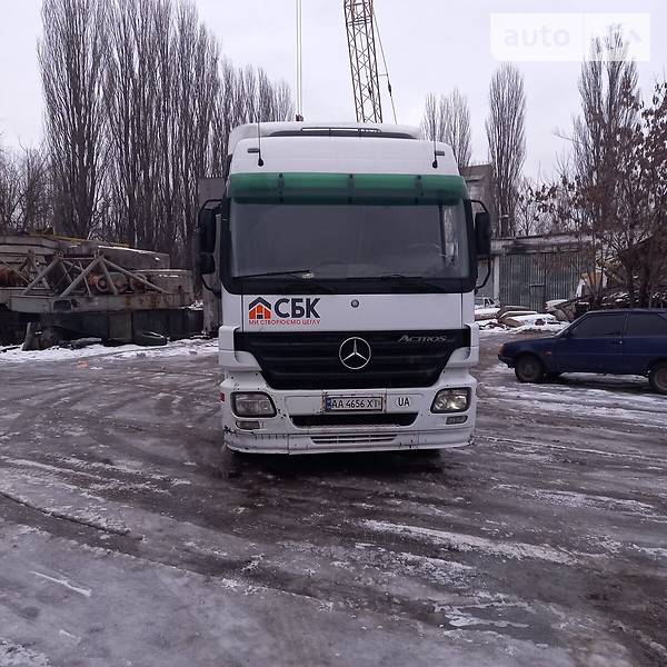 Тягач Mercedes-Benz Actros 2003 в Києві