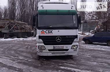 Тягач Mercedes-Benz Actros 2003 в Києві