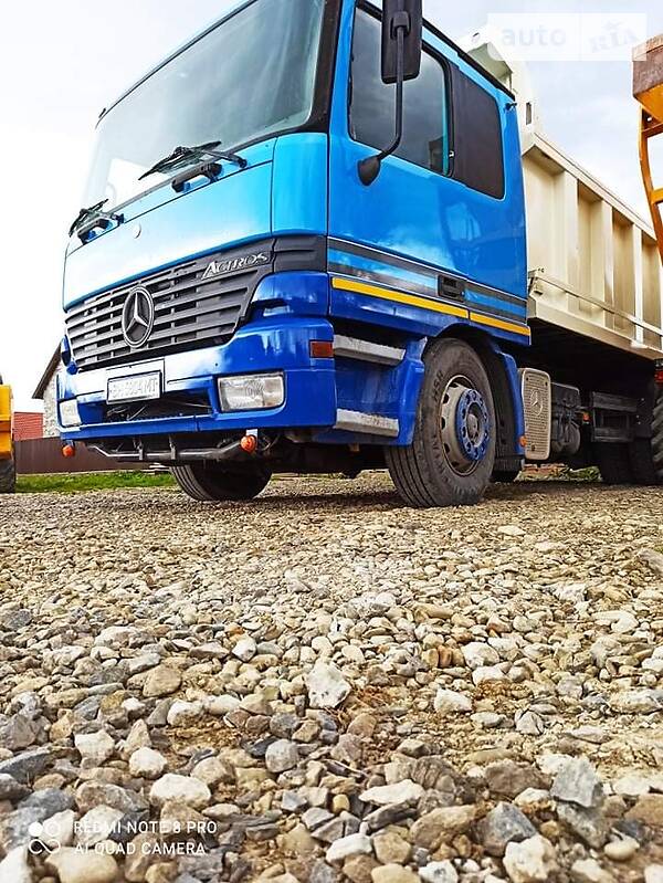 Самосвал Mercedes-Benz Actros 2000 в Стрые фото Самосвал Mercedes-Benz Actros 2000 в Стрые