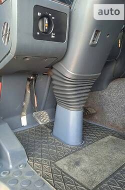 Зерновоз Mercedes-Benz Actros 2002 в 
