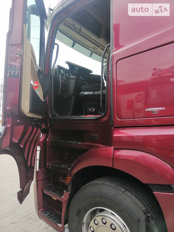 Тягач Mercedes-Benz Actros 2011 в Луцке