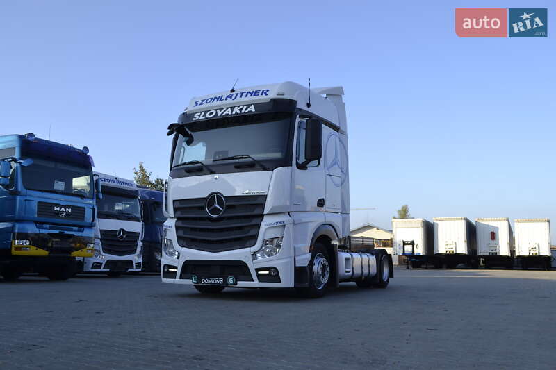 Тягач Mercedes-Benz Actros 2017 в Хусте