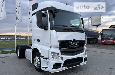 Тягач Mercedes-Benz Actros 2014 в Черновцах