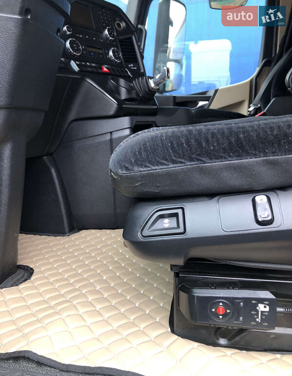 Тягач Mercedes-Benz Actros 2012 в Чернівцях
