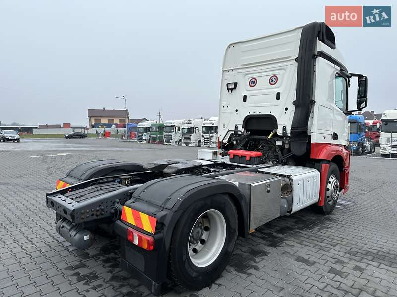 Тягач Mercedes-Benz Actros 2014 в Черновцах
