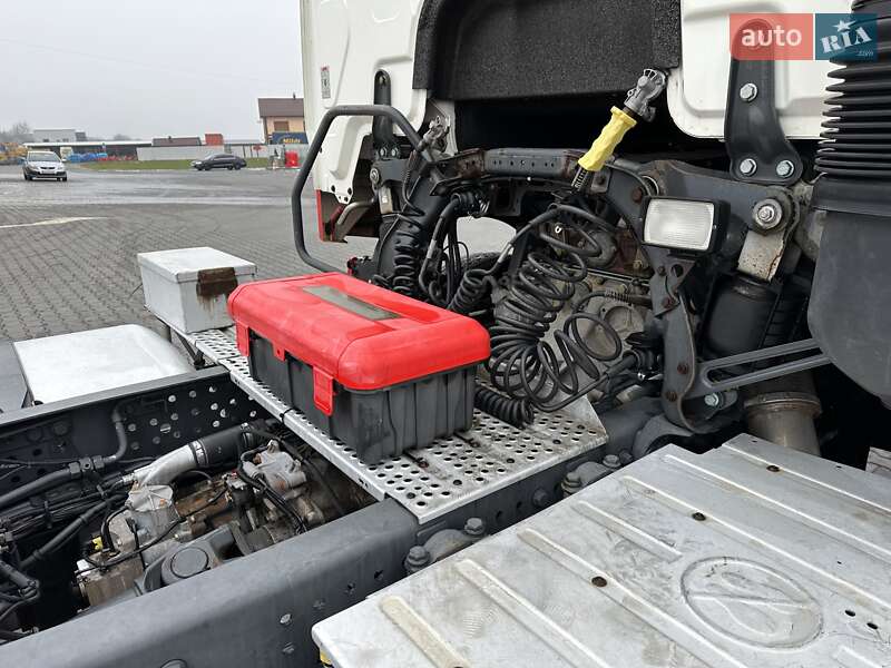 Тягач Mercedes-Benz Actros 2014 в Черновцах