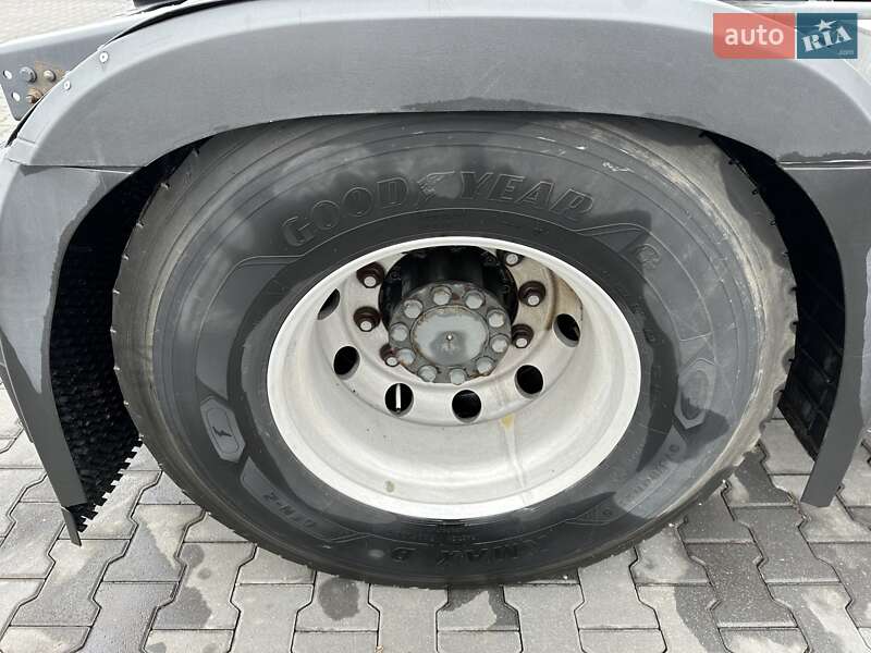 Тягач Mercedes-Benz Actros 2014 в Черновцах