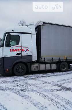 Тягач Mercedes-Benz Actros 2014 в 