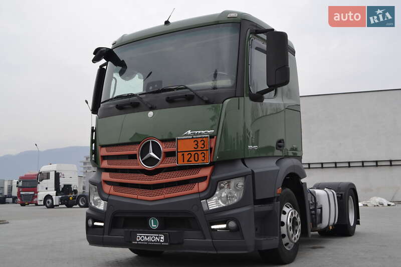 Тягач Mercedes-Benz Actros 2015 в Хусте