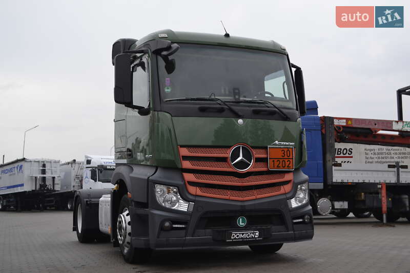 Тягач Mercedes-Benz Actros 2014 в Хусте