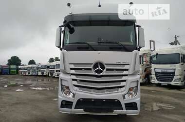 Тягач Mercedes-Benz Actros 2012 в Радехові