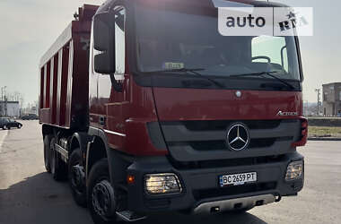 Самосвал Mercedes-Benz Actros 2017 в Львове