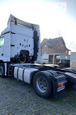 Тягач Mercedes-Benz Actros 2017 в 