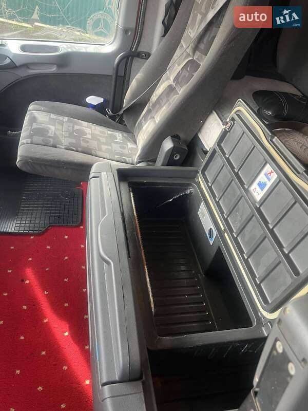 Тентованый Mercedes-Benz Actros 2005 в Одессе