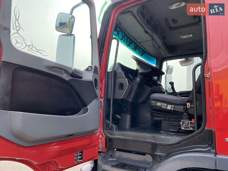 Самосвал Mercedes-Benz Actros 2008 в Умани