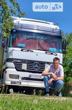 Грузовой фургон Mercedes-Benz Actros 1997 в Ивано-Франковске