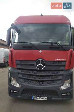 Тягач Mercedes-Benz Actros 2013 в 