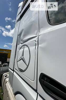 Тягач Mercedes-Benz Actros 2014 в Киеве