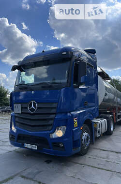 Тягач Mercedes-Benz Actros 2013 в Кременчуці