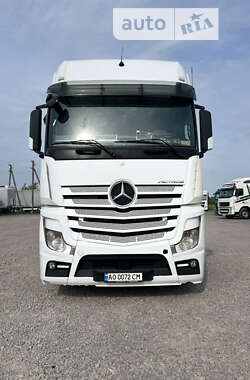 Тягач Mercedes-Benz Actros 2012 в Іршаві