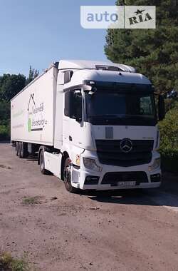 Тягач Mercedes-Benz Actros 2015 в Черкасах