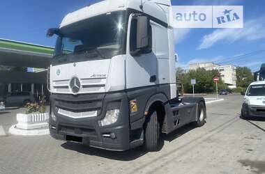 Тягач Mercedes-Benz Actros 2017 в Черновцах