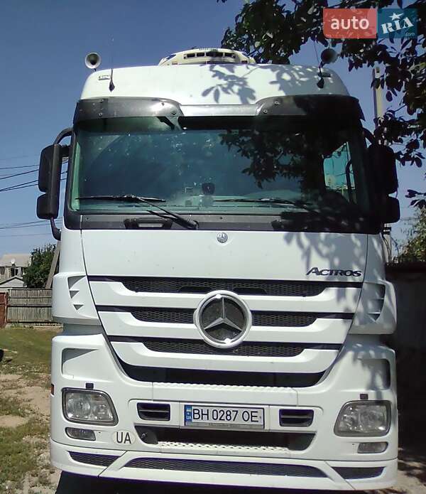 Mercedes-Benz Actros 2011