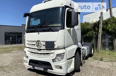 Тягач Mercedes-Benz Actros 2016 в Києві