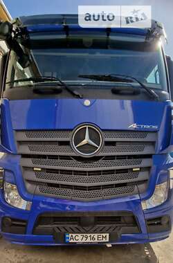 Тягач Mercedes-Benz Actros 2015 в Харькове