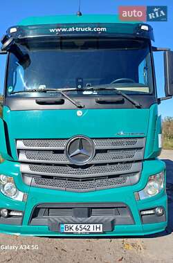 Тягач Mercedes-Benz Actros 2013 в Рівному