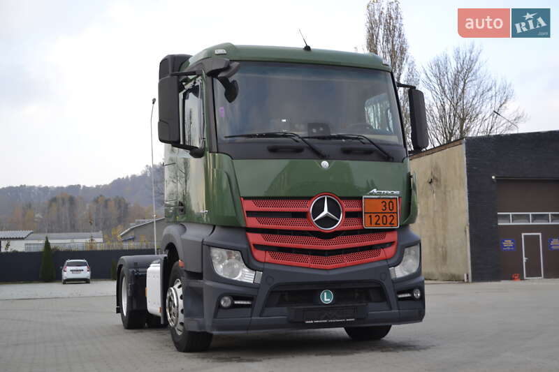 Тягач Mercedes-Benz Actros 2017 в Хусте