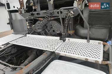 Тягач Mercedes-Benz Actros 2017 в 