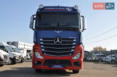 Тягач Mercedes-Benz Actros 2013 в Киеве