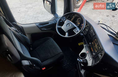 Тягач Mercedes-Benz Actros 2019 в 