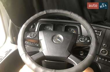 Тягач Mercedes-Benz Actros 2013 в Львове