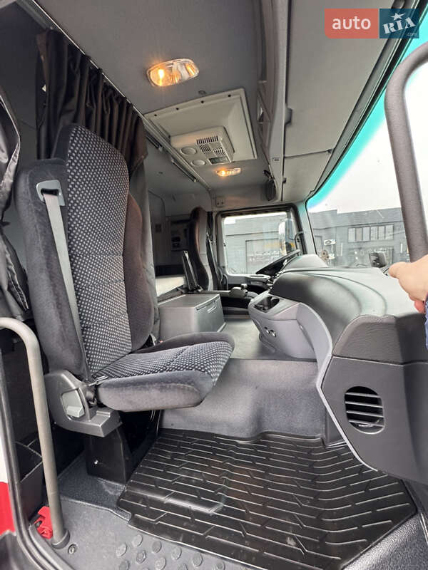 Автовоз Mercedes-Benz Actros 2013 в Вараше