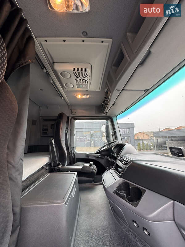 Автовоз Mercedes-Benz Actros 2013 в Вараше