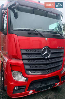 Тягач Mercedes-Benz Actros 2013 в Калуші