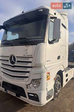 Тягач Mercedes-Benz Actros 2014 в Львові