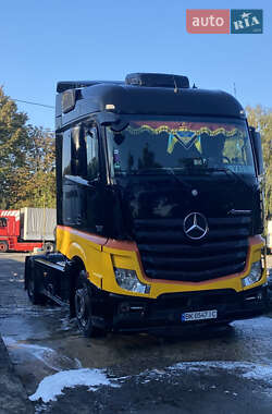 Тягач Mercedes-Benz Actros 2014 в Рівному