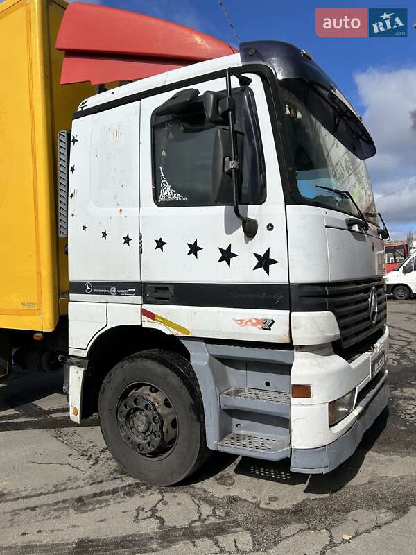 Грузовой фургон Mercedes-Benz Actros 2000 в Киеве