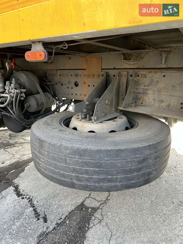 Грузовой фургон Mercedes-Benz Actros 2000 в Киеве