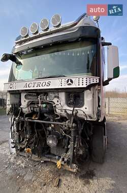 Тягач Mercedes-Benz Actros 2014 в 