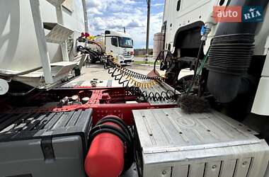 Тягач Mercedes-Benz Actros 2014 в 