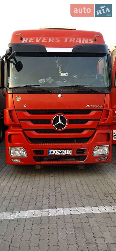 Тягач Mercedes-Benz Actros 2011 в Мукачевому