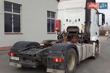 Тягач Mercedes-Benz Actros 2014 в 
