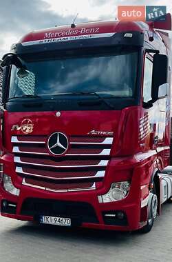 Тягач Mercedes-Benz Actros 2013 в Ивано-Франковске