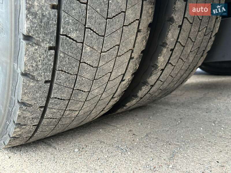 Контейнеровоз Mercedes-Benz Actros 2021 в Черновцах