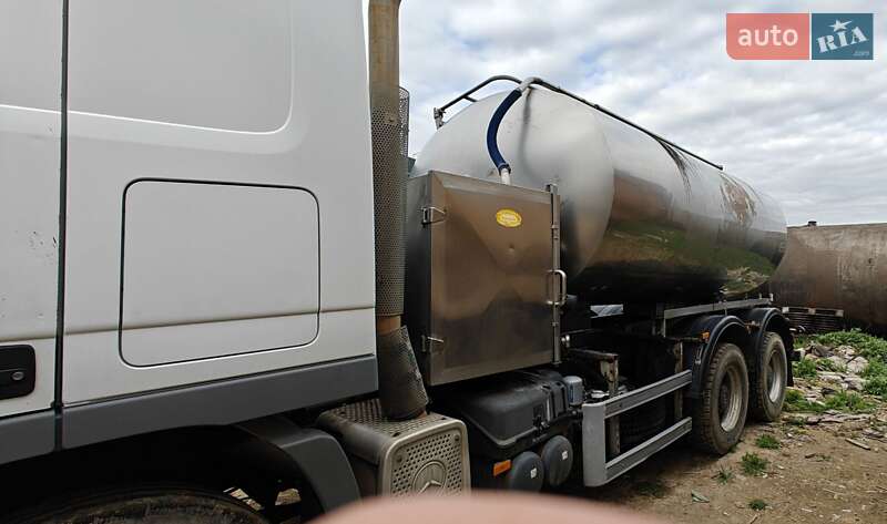 Цистерна Mercedes-Benz Actros 2013 в Одессе