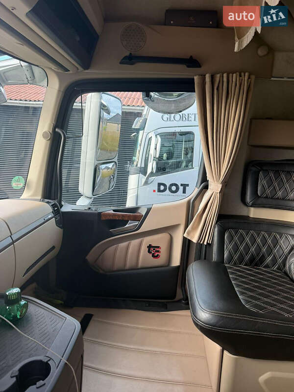 Тягач Mercedes-Benz Actros 2016 в Житомире